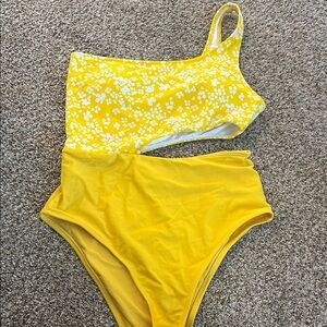 Yellow Floral One-Shoulder Swimsuit